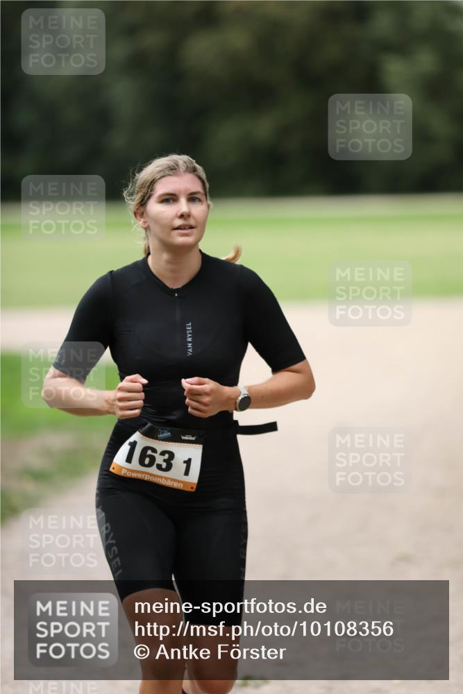 30.08.2026 - Elbe Triathlon Hamburg Antke Förster http://msf.ph/oto/10108356 30.08.2026 14:26:05 Laufen 163, 1 meine-sportfotos.de