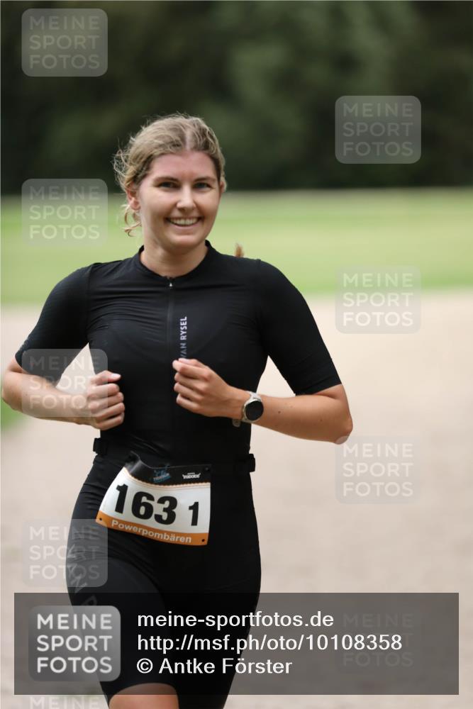 30.08.2026 - Elbe Triathlon Hamburg Antke Förster http://msf.ph/oto/10108358 30.08.2026 14:26:05 Laufen 163, 1 meine-sportfotos.de