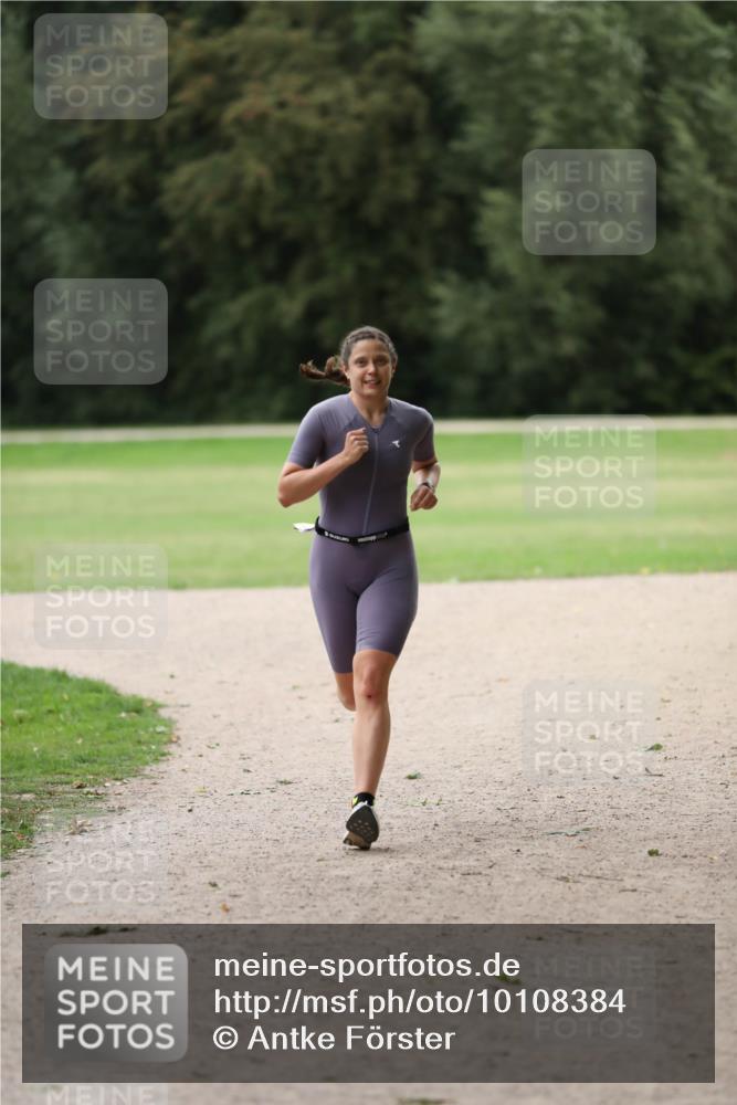 30.08.2026 - Elbe Triathlon Hamburg Antke Förster http://msf.ph/oto/10108384 30.08.2026 14:26:54 Laufen  meine-sportfotos.de