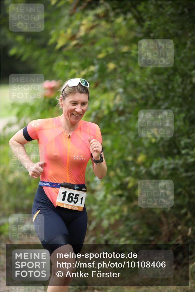 30.08.2026 - Elbe Triathlon Hamburg Antke Förster http://msf.ph/oto/10108406 30.08.2026 14:27:31 Laufen 1651 meine-sportfotos.de