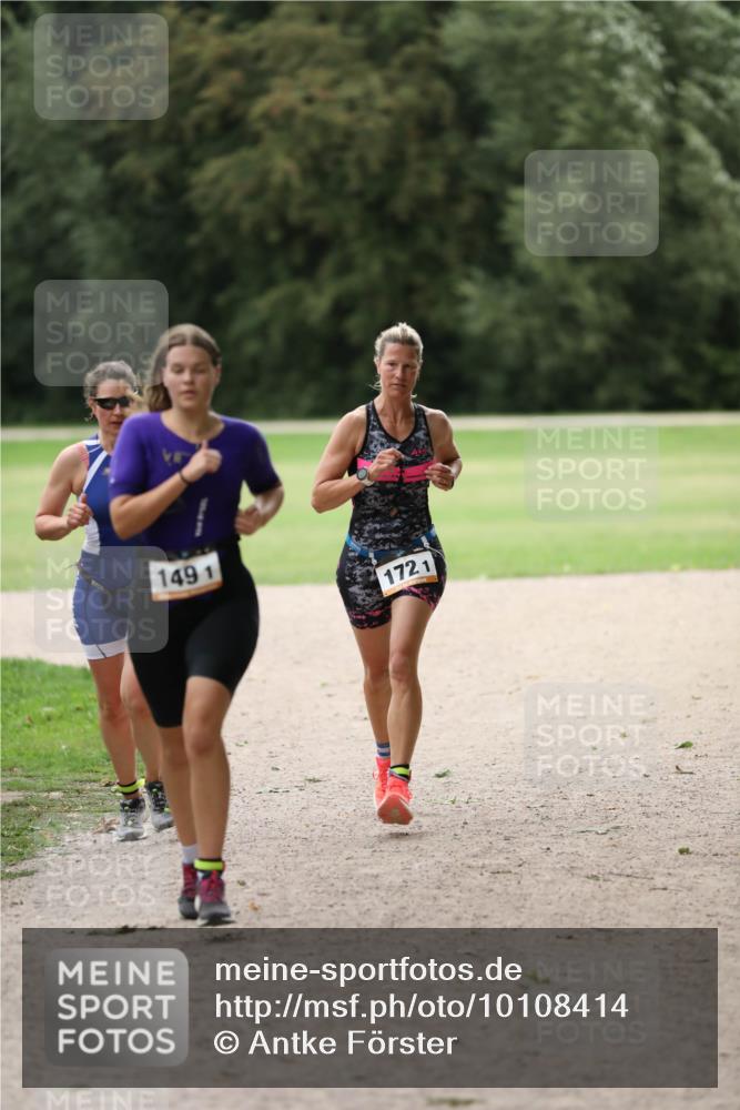 30.08.2026 - Elbe Triathlon Hamburg Antke Förster http://msf.ph/oto/10108414 30.08.2026 14:27:52 Laufen 1491, 1721 meine-sportfotos.de