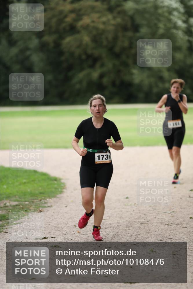 30.08.2026 - Elbe Triathlon Hamburg Antke Förster http://msf.ph/oto/10108476 30.08.2026 14:28:46 Laufen 0, 1731, 1101 meine-sportfotos.de