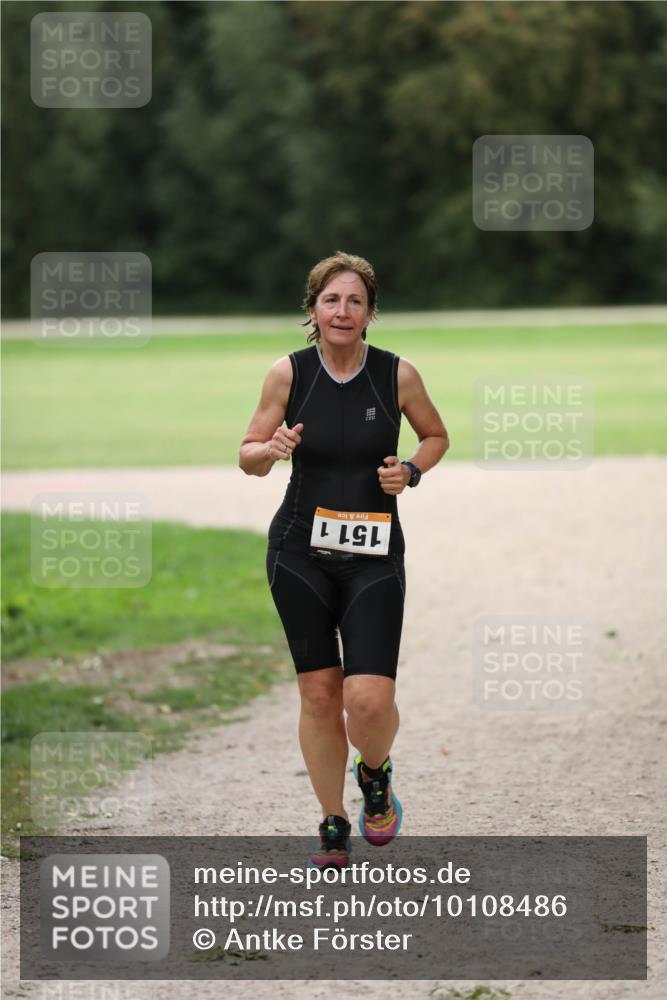 30.08.2026 - Elbe Triathlon Hamburg Antke Förster http://msf.ph/oto/10108486 30.08.2026 14:28:50 Laufen 151, 1 meine-sportfotos.de