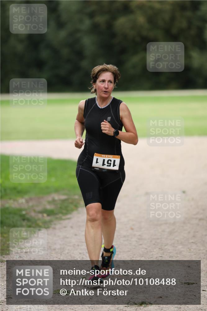 30.08.2026 - Elbe Triathlon Hamburg Antke Förster http://msf.ph/oto/10108488 30.08.2026 14:28:51 Laufen 151, 1 meine-sportfotos.de