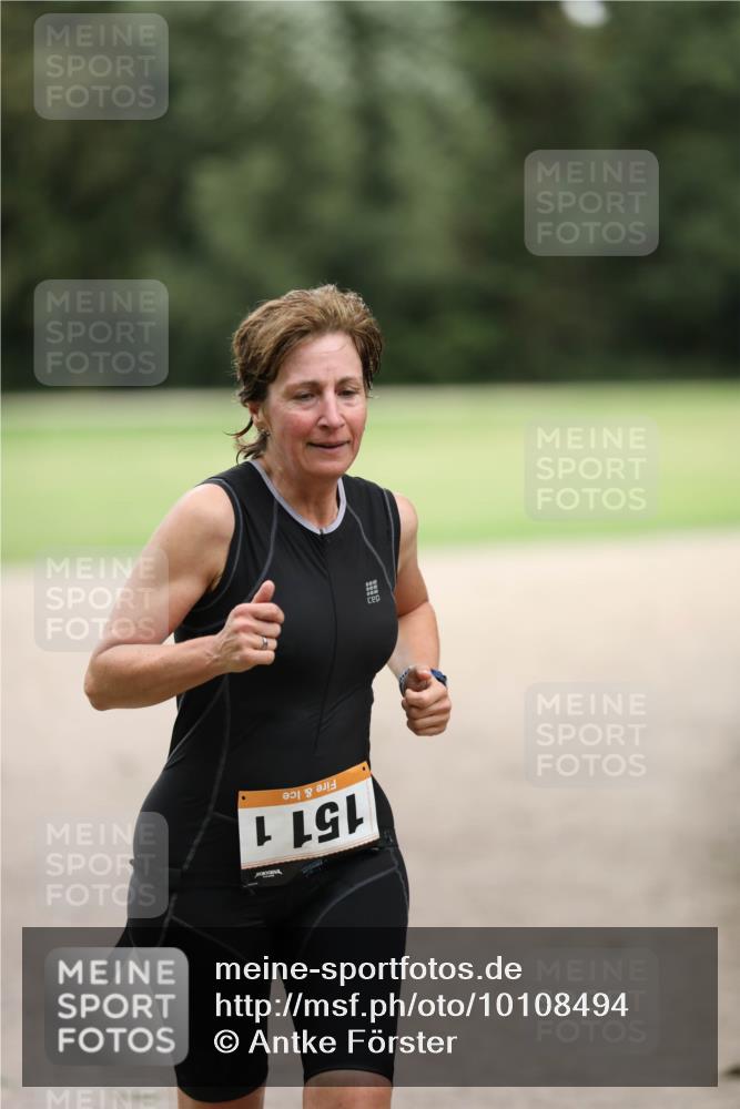 30.08.2026 - Elbe Triathlon Hamburg Antke Förster http://msf.ph/oto/10108494 30.08.2026 14:28:52 Laufen 151, 1 meine-sportfotos.de