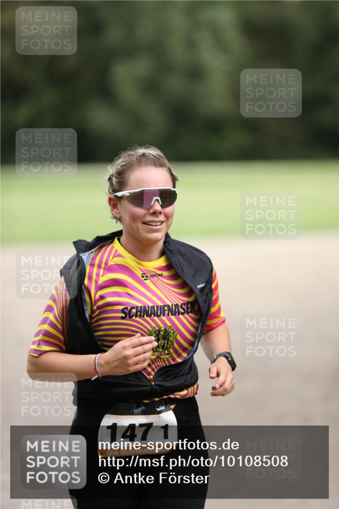 30.08.2026 - Elbe Triathlon Hamburg Antke Förster http://msf.ph/oto/10108508 30.08.2026 14:29:07 Laufen 1471 meine-sportfotos.de