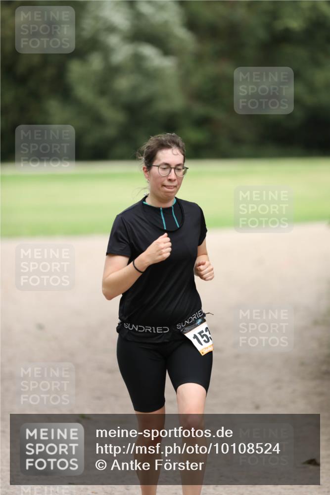 30.08.2026 - Elbe Triathlon Hamburg Antke Förster http://msf.ph/oto/10108524 30.08.2026 14:29:47 Laufen 157 meine-sportfotos.de