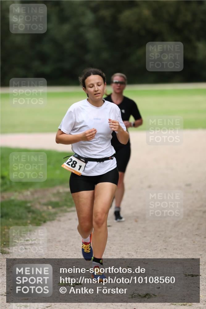 30.08.2026 - Elbe Triathlon Hamburg Antke Förster http://msf.ph/oto/10108560 30.08.2026 14:30:20 Laufen 28, 1, 4 meine-sportfotos.de