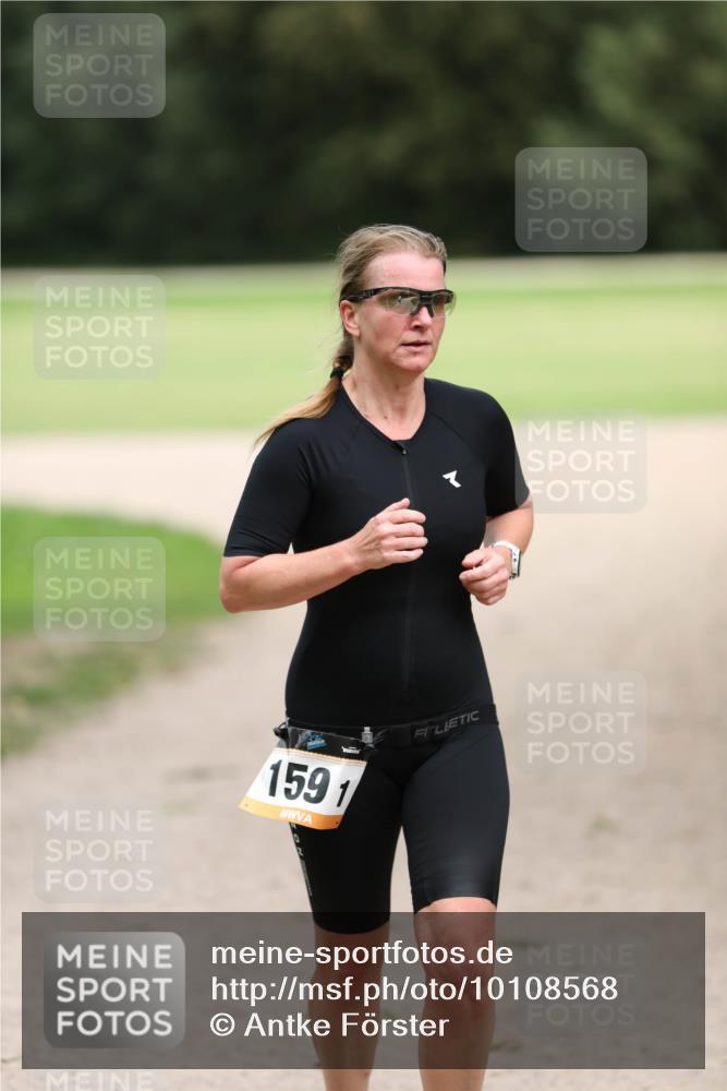 30.08.2026 - Elbe Triathlon Hamburg Antke Förster http://msf.ph/oto/10108568 30.08.2026 14:30:23 Laufen 1591 meine-sportfotos.de