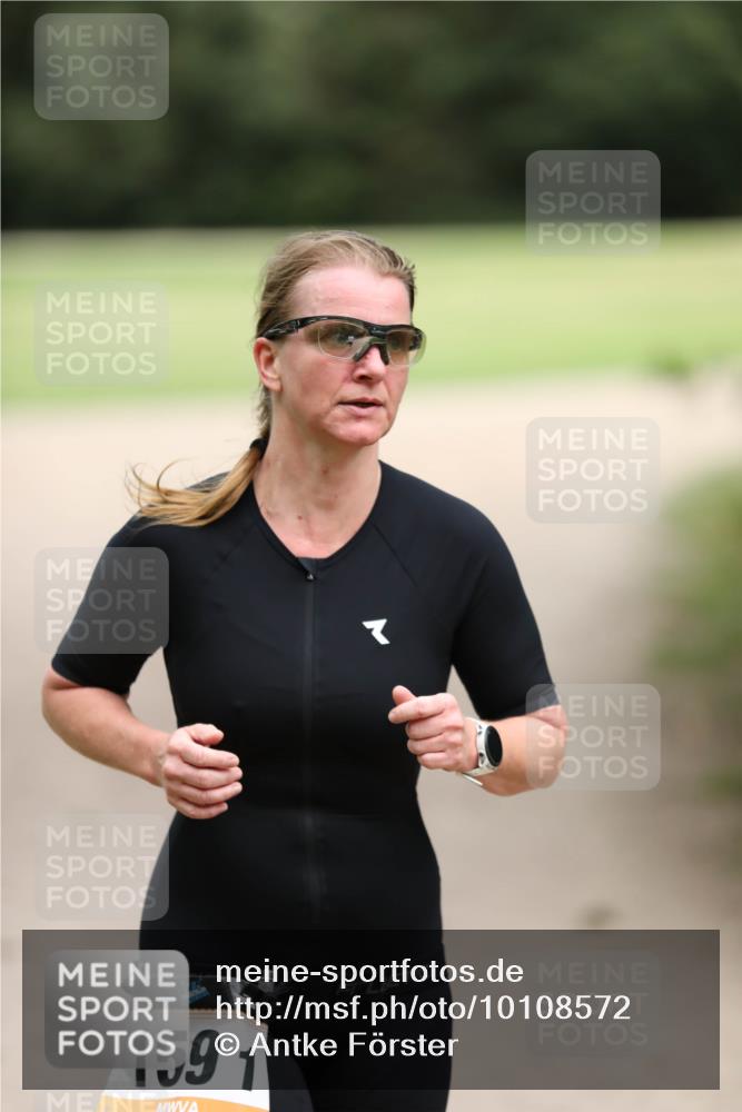30.08.2026 - Elbe Triathlon Hamburg Antke Förster http://msf.ph/oto/10108572 30.08.2026 14:30:23 Laufen 159, 1 meine-sportfotos.de