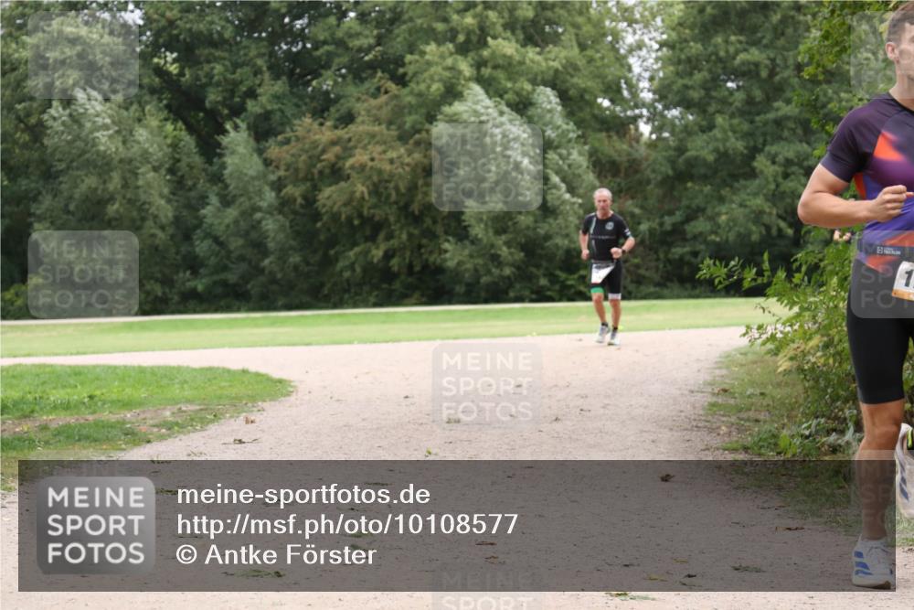 30.08.2026 - Elbe Triathlon Hamburg Antke Förster http://msf.ph/oto/10108577 30.08.2026 15:03:57 Laufen 1 meine-sportfotos.de