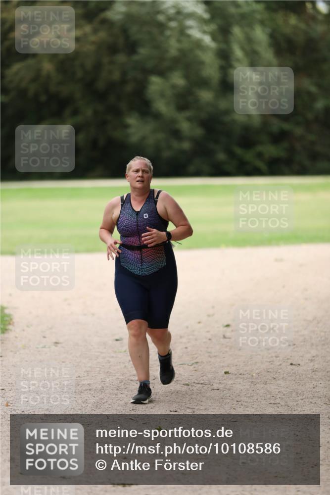 30.08.2026 - Elbe Triathlon Hamburg Antke Förster http://msf.ph/oto/10108586 30.08.2026 14:30:50 Laufen  meine-sportfotos.de