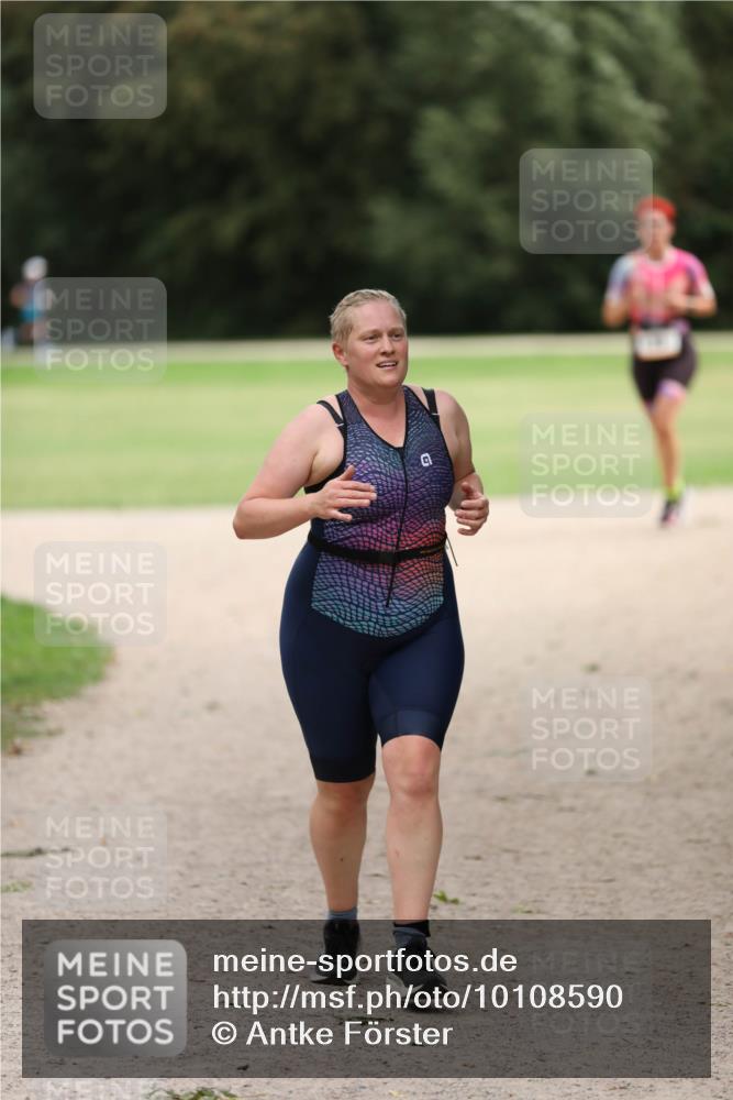 30.08.2026 - Elbe Triathlon Hamburg Antke Förster http://msf.ph/oto/10108590 30.08.2026 14:30:51 Laufen  meine-sportfotos.de