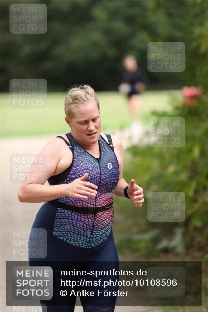 30.08.2026 - Elbe Triathlon Hamburg Antke Förster http://msf.ph/oto/10108596 30.08.2026 14:30:53 Laufen  meine-sportfotos.de