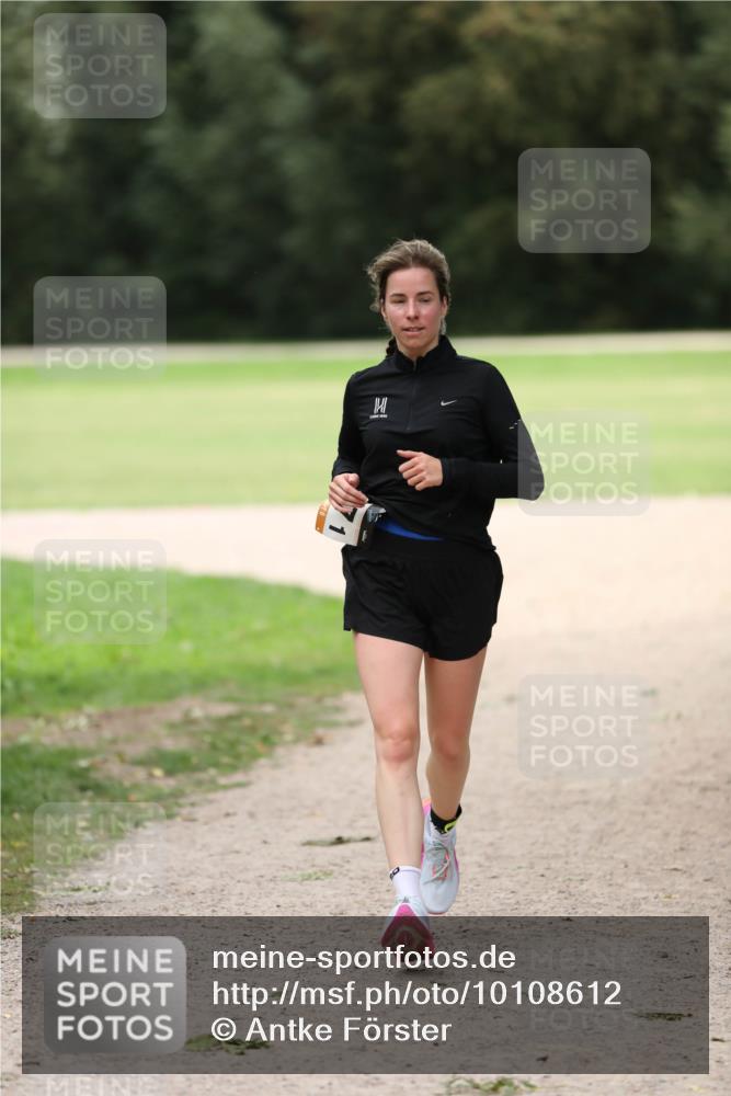 30.08.2026 - Elbe Triathlon Hamburg Antke Förster http://msf.ph/oto/10108612 30.08.2026 14:31:01 Laufen  meine-sportfotos.de