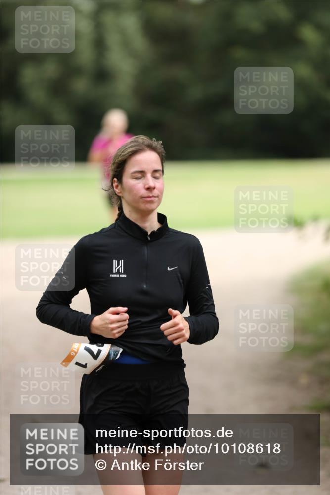 30.08.2026 - Elbe Triathlon Hamburg Antke Förster http://msf.ph/oto/10108618 30.08.2026 14:31:03 Laufen 71 meine-sportfotos.de