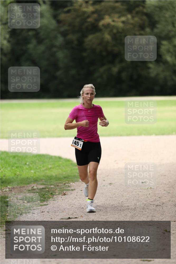 30.08.2026 - Elbe Triathlon Hamburg Antke Förster http://msf.ph/oto/10108622 30.08.2026 14:31:08 Laufen 1451 meine-sportfotos.de