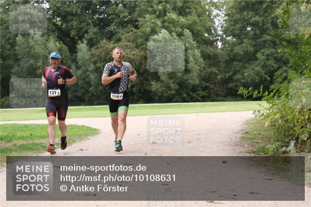 30.08.2026 - Elbe Triathlon Hamburg Antke Förster http://msf.ph/oto/10108631 30.08.2026 15:05:26 Laufen 131, 2, 159, 2 meine-sportfotos.de