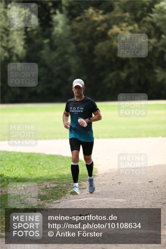 30.08.2026 - Elbe Triathlon Hamburg Antke Förster http://msf.ph/oto/10108634 30.08.2026 14:31:26 Laufen 2026 meine-sportfotos.de