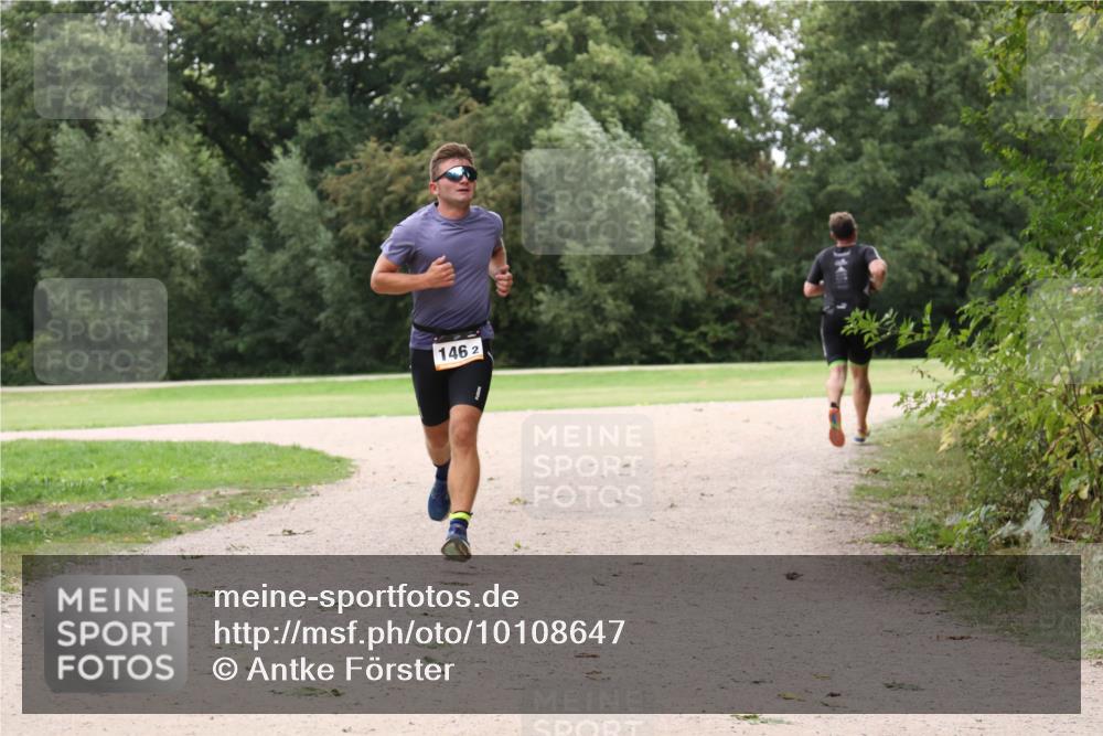 30.08.2026 - Elbe Triathlon Hamburg Antke Förster http://msf.ph/oto/10108647 30.08.2026 15:06:08 Laufen 146, 2 meine-sportfotos.de