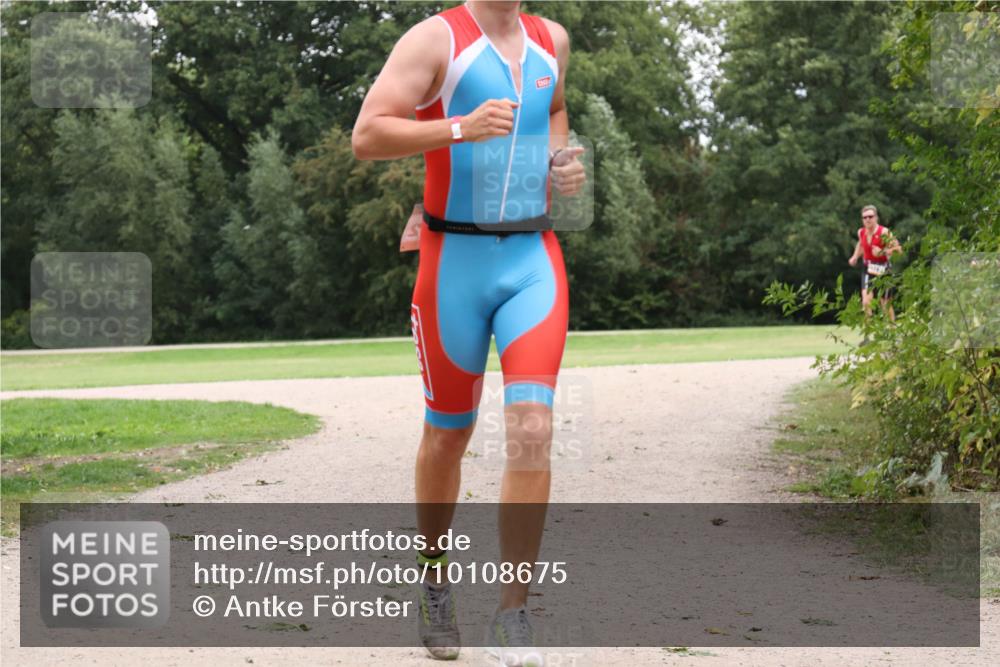30.08.2026 - Elbe Triathlon Hamburg Antke Förster http://msf.ph/oto/10108675 30.08.2026 15:07:11 Laufen  meine-sportfotos.de