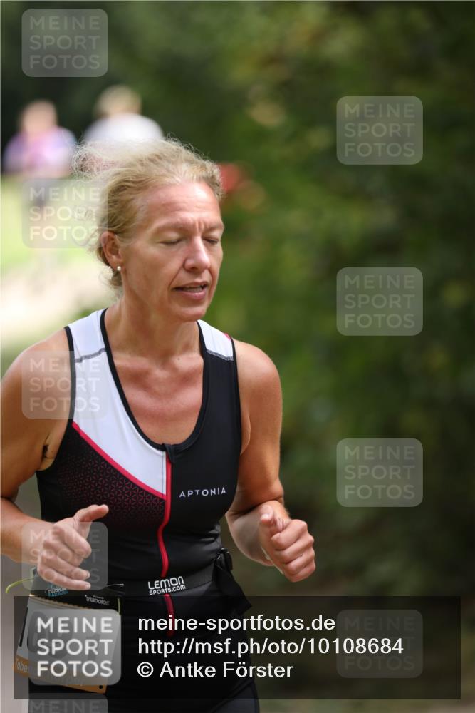 30.08.2026 - Elbe Triathlon Hamburg Antke Förster http://msf.ph/oto/10108684 30.08.2026 14:32:57 Laufen 169, 1 meine-sportfotos.de