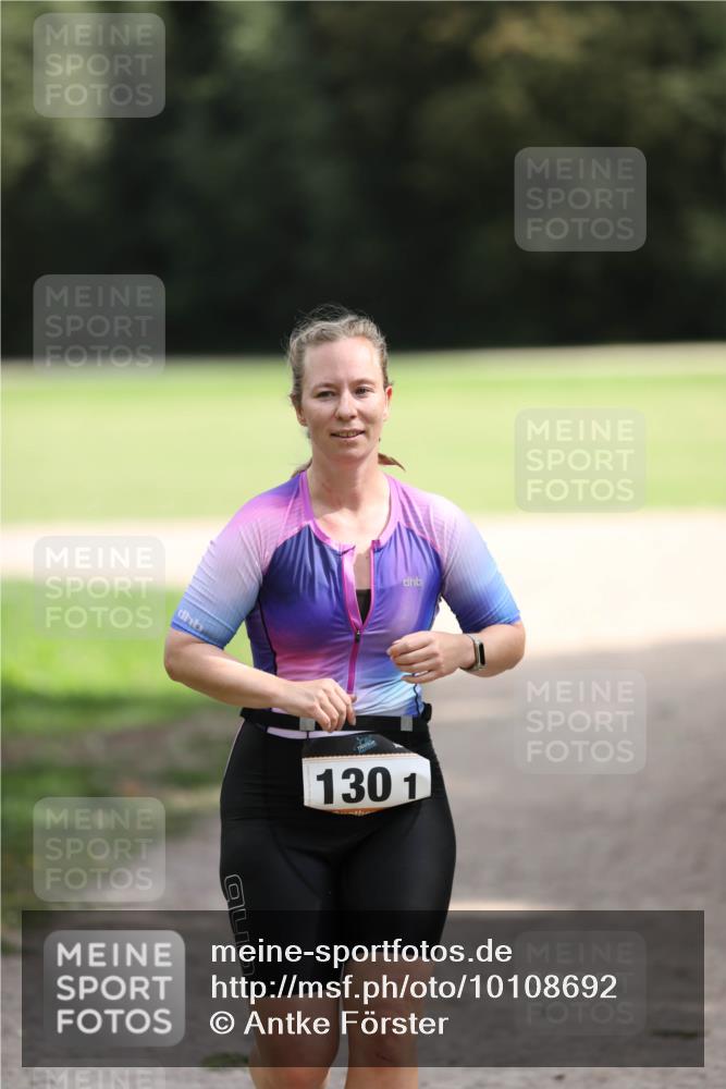 30.08.2026 - Elbe Triathlon Hamburg Antke Förster http://msf.ph/oto/10108692 30.08.2026 14:33:10 Laufen 130, 1 meine-sportfotos.de