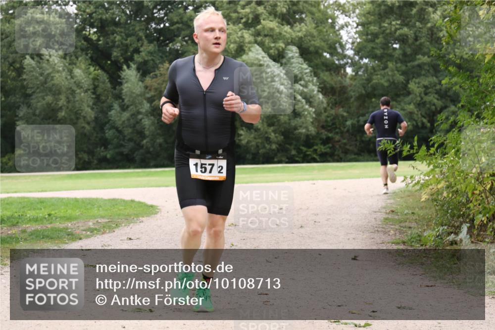 30.08.2026 - Elbe Triathlon Hamburg Antke Förster http://msf.ph/oto/10108713 30.08.2026 15:07:58 Laufen 1572 meine-sportfotos.de