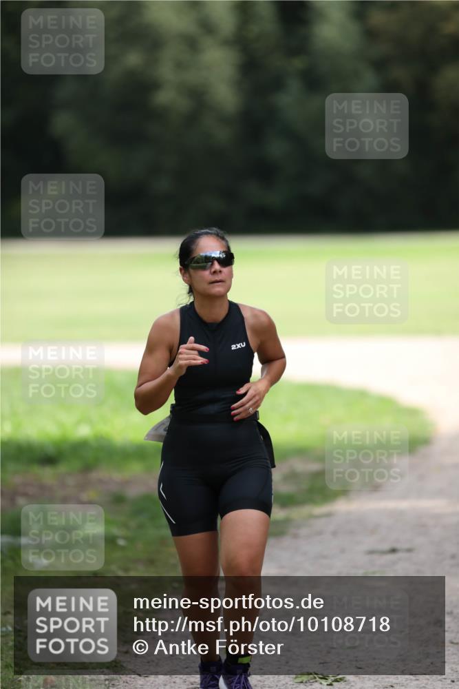 30.08.2026 - Elbe Triathlon Hamburg Antke Förster http://msf.ph/oto/10108718 30.08.2026 14:34:06 Laufen 2 meine-sportfotos.de