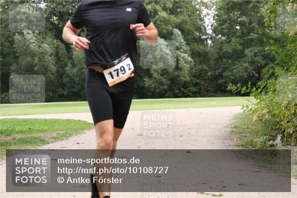 30.08.2026 - Elbe Triathlon Hamburg Antke Förster http://msf.ph/oto/10108727 30.08.2026 15:08:55 Laufen 1792 meine-sportfotos.de