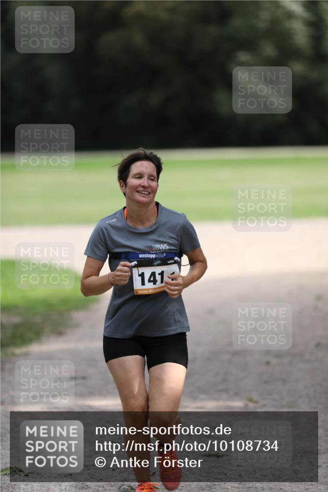 30.08.2026 - Elbe Triathlon Hamburg Antke Förster http://msf.ph/oto/10108734 30.08.2026 14:34:24 Laufen 141 meine-sportfotos.de