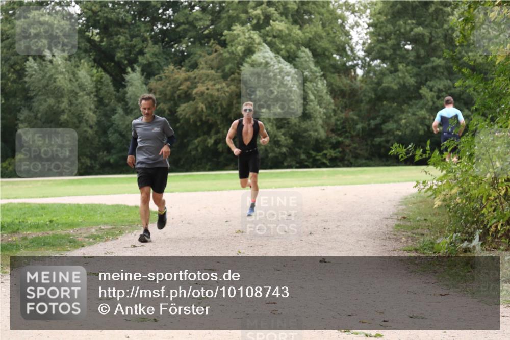 30.08.2026 - Elbe Triathlon Hamburg Antke Förster http://msf.ph/oto/10108743 30.08.2026 15:09:32 Laufen  meine-sportfotos.de