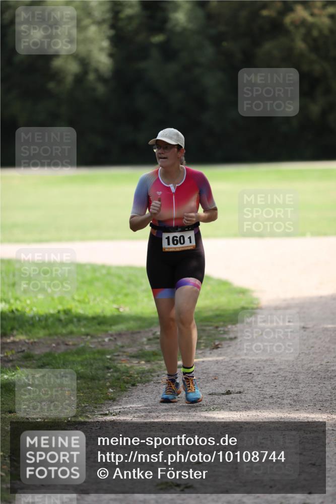 30.08.2026 - Elbe Triathlon Hamburg Antke Förster http://msf.ph/oto/10108744 30.08.2026 14:36:58 Laufen 1601 meine-sportfotos.de