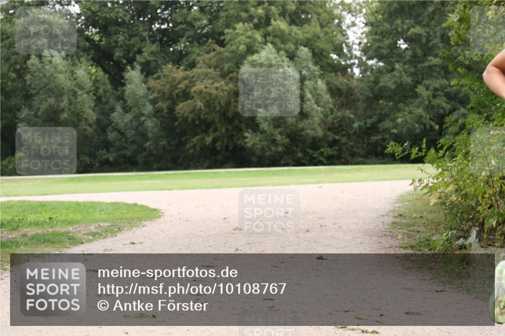 30.08.2026 - Elbe Triathlon Hamburg Antke Förster http://msf.ph/oto/10108767 30.08.2026 15:10:27 Laufen  meine-sportfotos.de