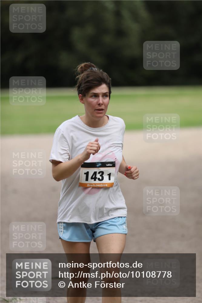30.08.2026 - Elbe Triathlon Hamburg Antke Förster http://msf.ph/oto/10108778 30.08.2026 14:44:47 Laufen 1431 meine-sportfotos.de