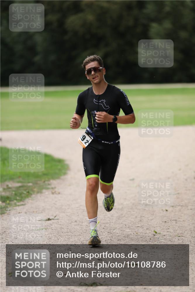 30.08.2026 - Elbe Triathlon Hamburg Antke Förster http://msf.ph/oto/10108786 30.08.2026 14:53:11 Laufen 92 meine-sportfotos.de