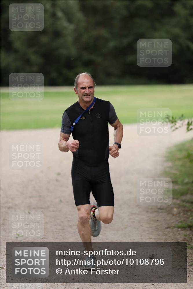 30.08.2026 - Elbe Triathlon Hamburg Antke Förster http://msf.ph/oto/10108796 30.08.2026 14:54:54 Laufen  meine-sportfotos.de