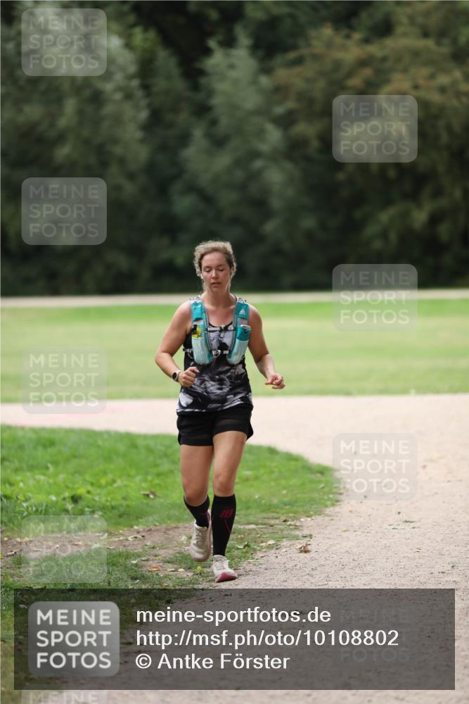 30.08.2026 - Elbe Triathlon Hamburg Antke Förster http://msf.ph/oto/10108802 30.08.2026 14:57:39 Laufen  meine-sportfotos.de