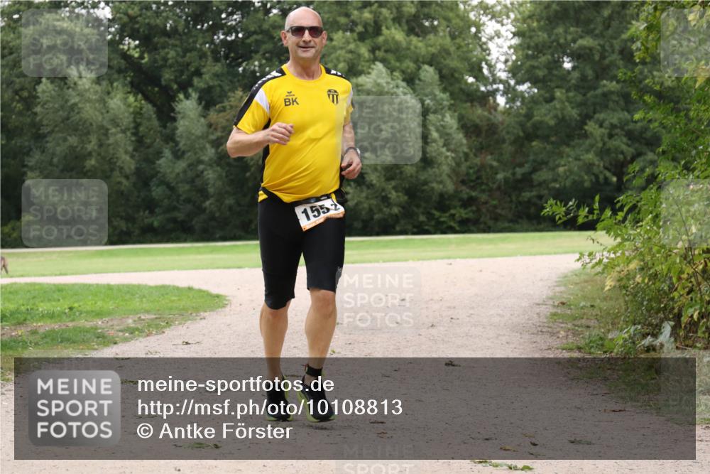 30.08.2026 - Elbe Triathlon Hamburg Antke Förster http://msf.ph/oto/10108813 30.08.2026 15:11:45 Laufen 155 meine-sportfotos.de