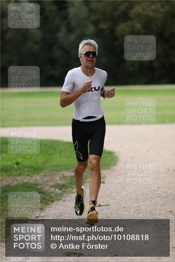 30.08.2026 - Elbe Triathlon Hamburg Antke Förster http://msf.ph/oto/10108818 30.08.2026 14:58:17 Laufen  meine-sportfotos.de