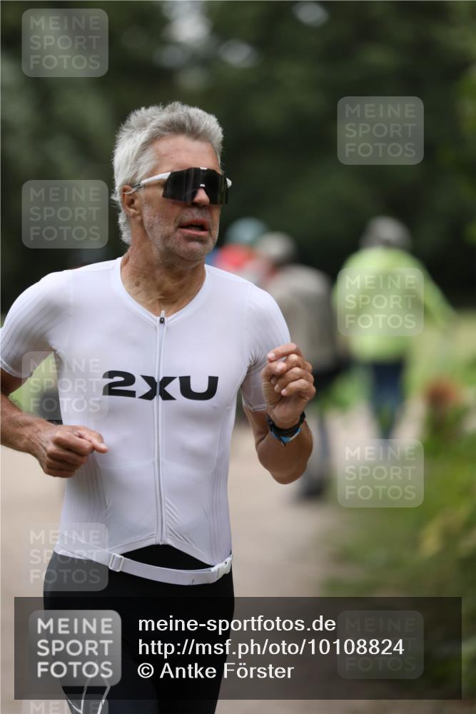 30.08.2026 - Elbe Triathlon Hamburg Antke Förster http://msf.ph/oto/10108824 30.08.2026 14:58:20 Laufen 2 meine-sportfotos.de