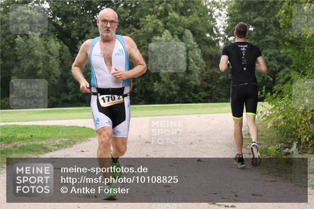 30.08.2026 - Elbe Triathlon Hamburg Antke Förster http://msf.ph/oto/10108825 30.08.2026 15:12:48 Laufen 1702, 1 meine-sportfotos.de