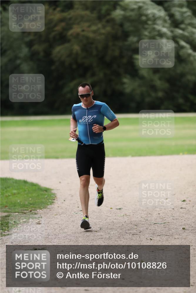30.08.2026 - Elbe Triathlon Hamburg Antke Förster http://msf.ph/oto/10108826 30.08.2026 14:58:24 Laufen 3 meine-sportfotos.de
