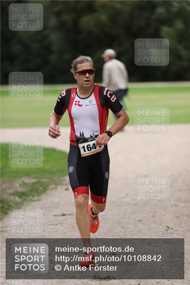 30.08.2026 - Elbe Triathlon Hamburg Antke Förster http://msf.ph/oto/10108842 30.08.2026 14:58:29 Laufen 164 meine-sportfotos.de
