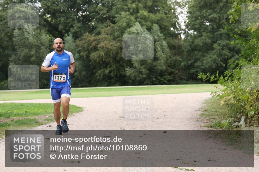 30.08.2026 - Elbe Triathlon Hamburg Antke Förster http://msf.ph/oto/10108869 30.08.2026 15:16:13 Laufen 137, 2 meine-sportfotos.de