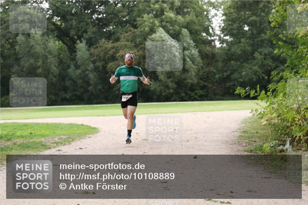 30.08.2026 - Elbe Triathlon Hamburg Antke Förster http://msf.ph/oto/10108889 30.08.2026 15:19:55 Laufen 13 meine-sportfotos.de