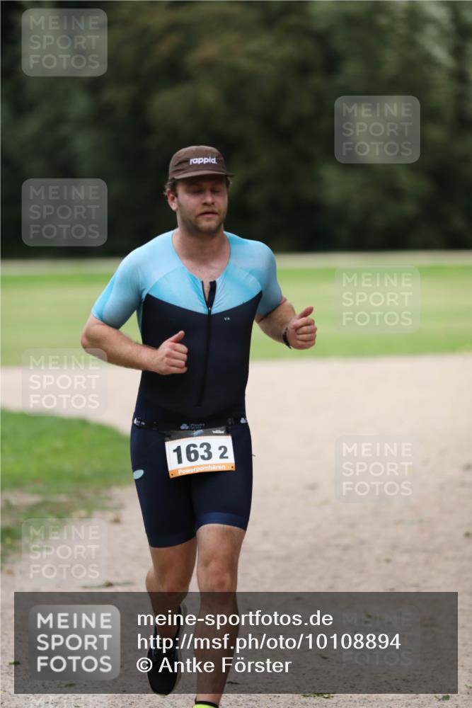30.08.2026 - Elbe Triathlon Hamburg Antke Förster http://msf.ph/oto/10108894 30.08.2026 15:01:48 Laufen 163, 2 meine-sportfotos.de