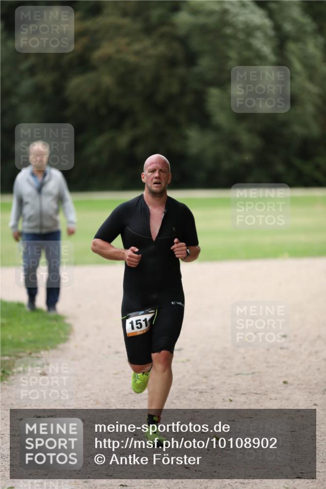 30.08.2026 - Elbe Triathlon Hamburg Antke Förster http://msf.ph/oto/10108902 30.08.2026 15:01:59 Laufen 151 meine-sportfotos.de