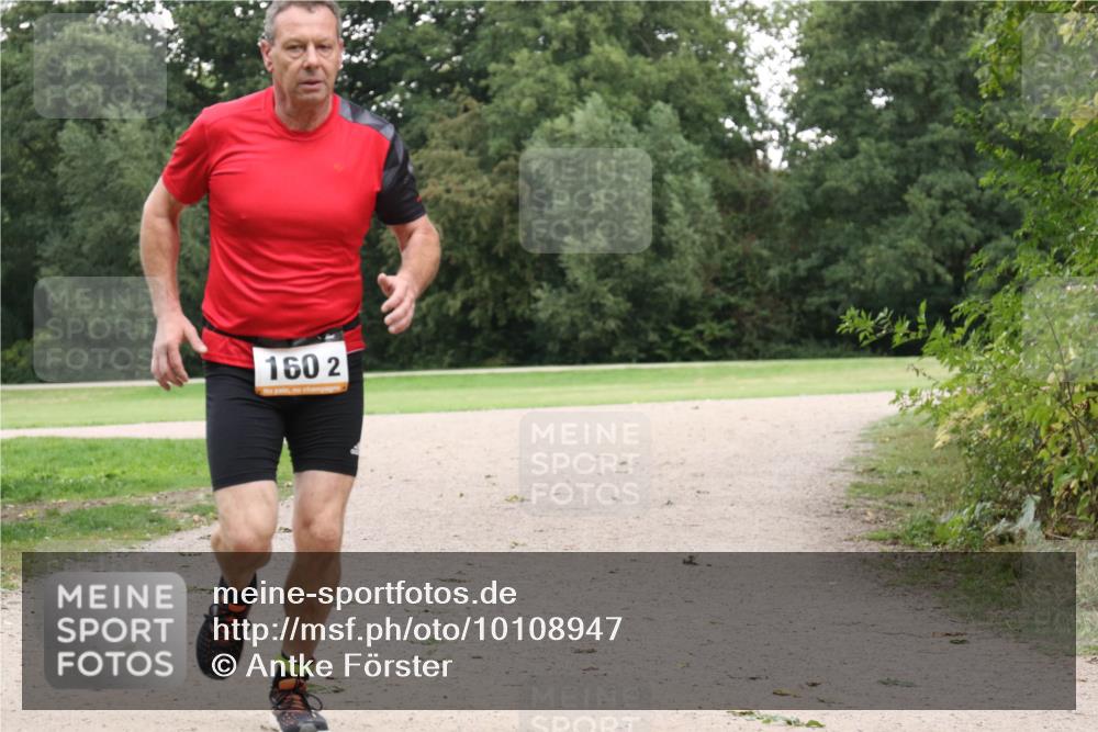 30.08.2026 - Elbe Triathlon Hamburg Antke Förster http://msf.ph/oto/10108947 30.08.2026 15:29:44 Laufen 1602 meine-sportfotos.de