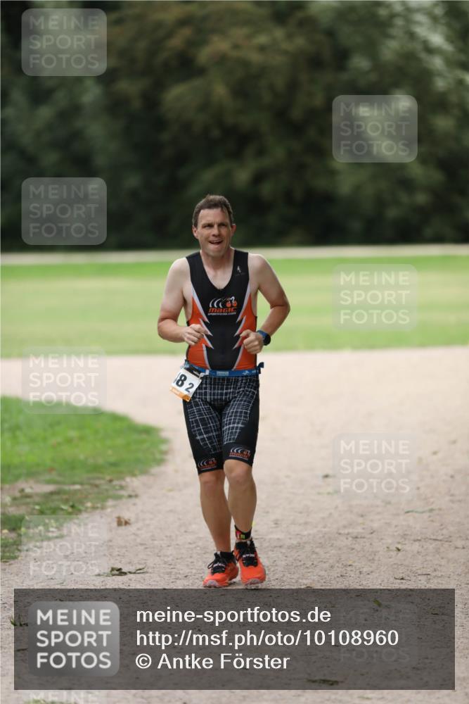 30.08.2026 - Elbe Triathlon Hamburg Antke Förster http://msf.ph/oto/10108960 30.08.2026 15:03:40 Laufen 82 meine-sportfotos.de